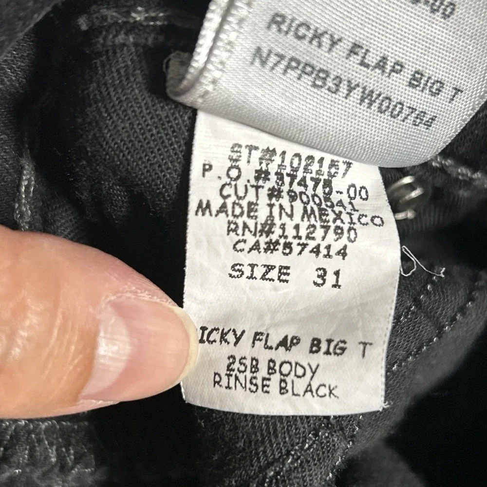 True Religion Ricky Men 31 Jean Rinse Black Flap Button Pocket Relaxed Straight